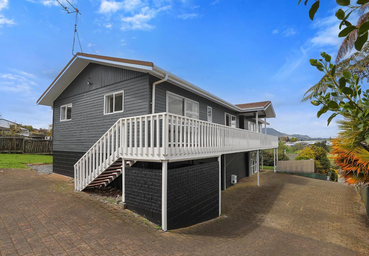 Woodward House Taupo Βίλα Εξωτερικό φωτογραφία