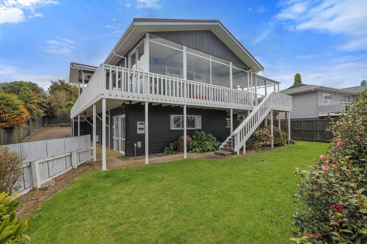 Woodward House Taupo Βίλα Εξωτερικό φωτογραφία